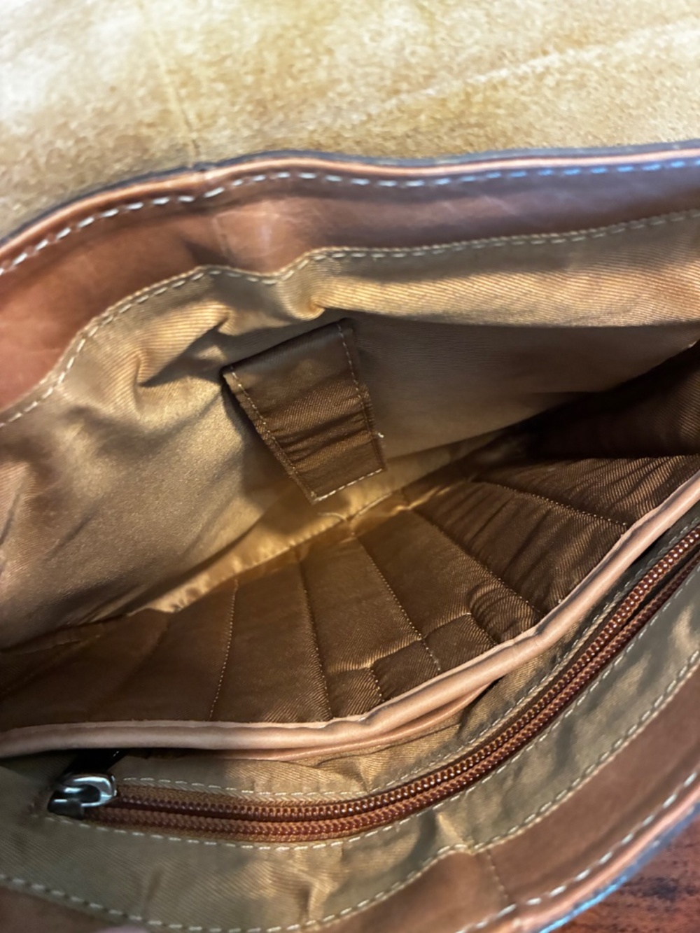 Leather Shoulder Handbag - Picture 5 of 10
